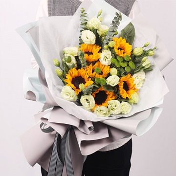 3月14日白色情人节 收到花的妹子该如何给男友回礼呢 Rosewin鲜花网
