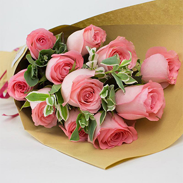 11朵粉玫瑰花束