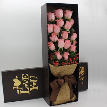 粉玫瑰花盒