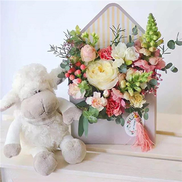 公仔花盒插花