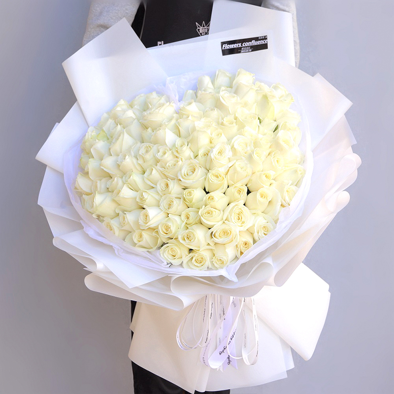 跟女友求婚应该送白玫瑰还是红玫瑰