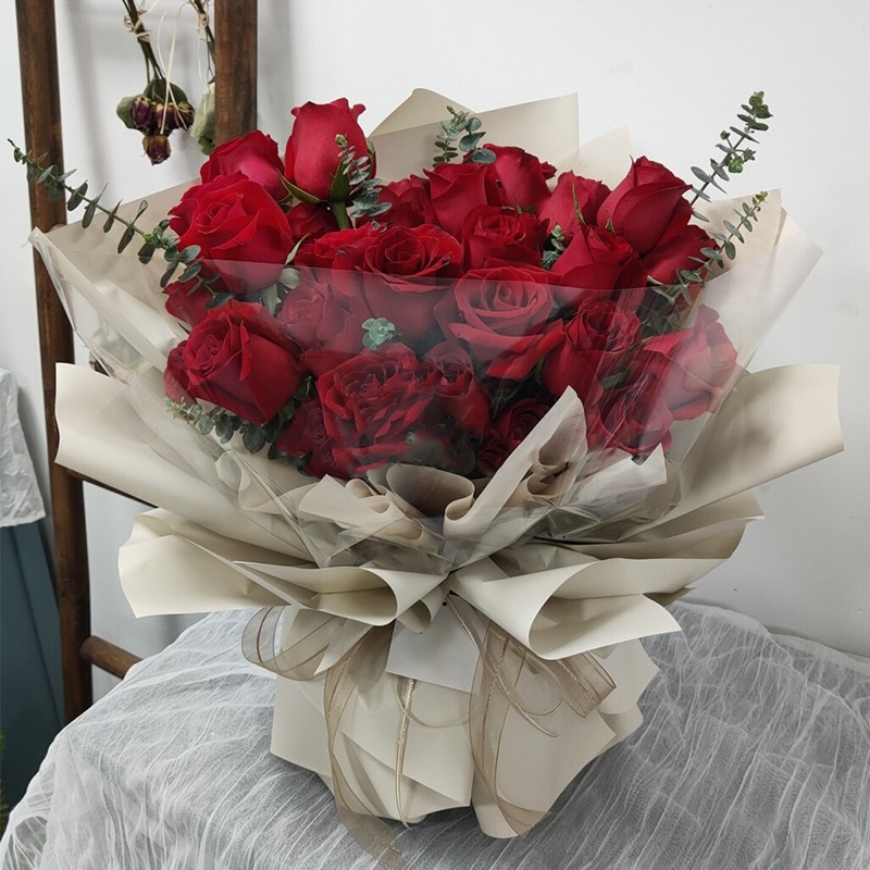 满满的爱-33朵红玫瑰 