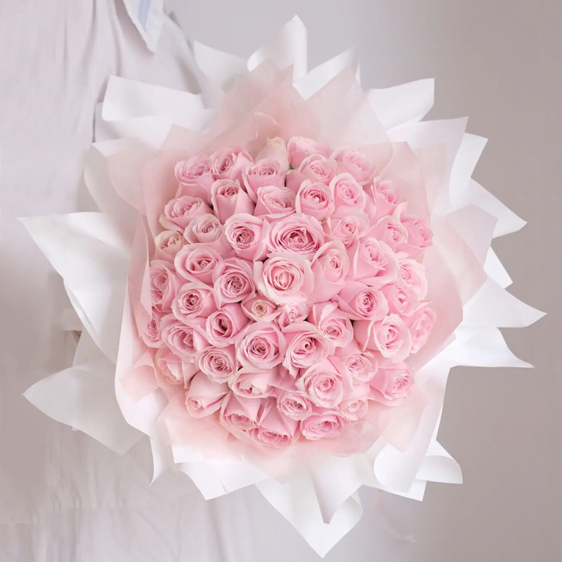 甜美公主-99朵粉玫瑰 小妹生日礼物可以送哪些？生日鲜花推荐