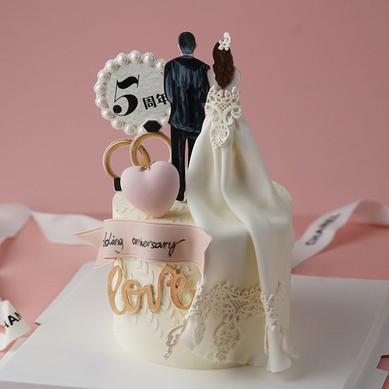 结婚纪念日主题翻糖鲜奶蛋糕 结婚纪念日该如何过好？结婚纪念日蛋糕推荐
