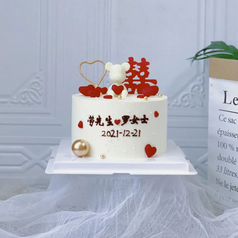 结婚纪念日主题鲜奶蛋糕 男友过生日订什么蛋糕能代表天长地久？写在蛋糕上的爱情宣言