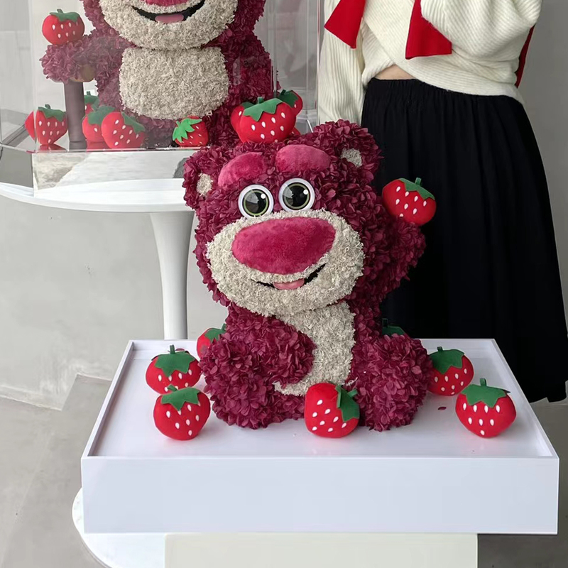 巨型草莓熊永生花礼盒装