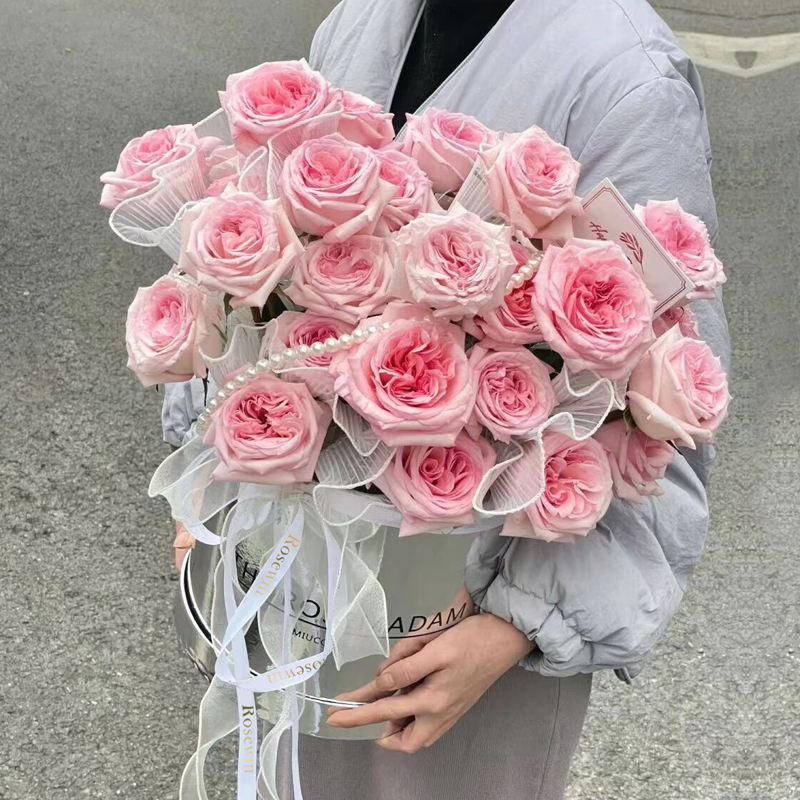 粉色邂逅-33朵粉色荔枝玫瑰抱抱桶