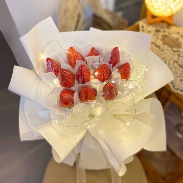 11颗新鲜草莓花束（带灯发光）